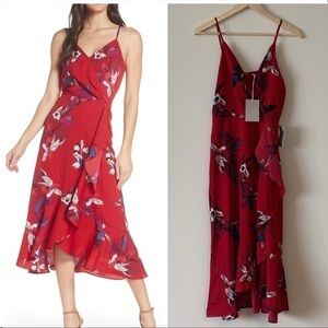 Chelsea 28 Faux Wrap floral red dress.
XS. NWT